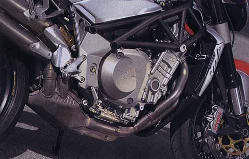 Изящество мощи. MV AGUSTA F4 Brutale 1078RR, стритфайтер.